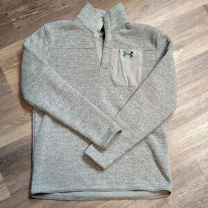 Under Armour Woman's Green Pullover